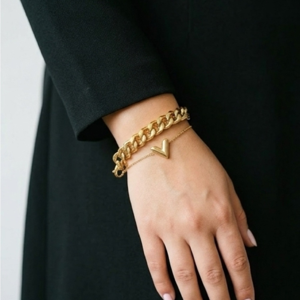 1 gold chain and 1 Gold V-Link Chain Bracelet - stack bracelet set of 2